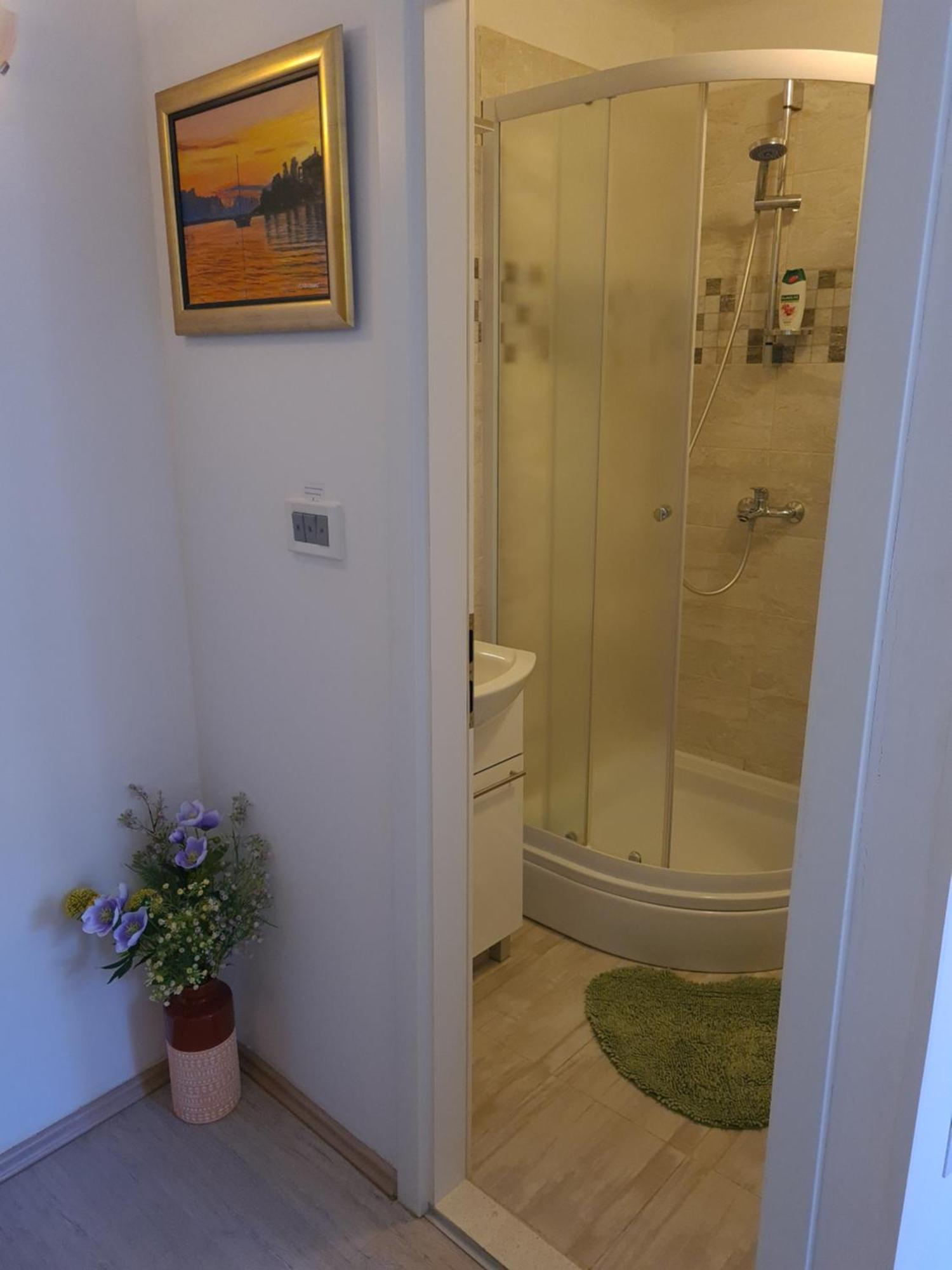 Gjestgiverier Private In The Center Of